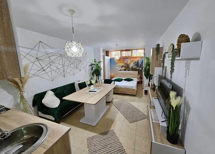 Apartment Tropical Chic For Two, Basement Escape By Flat Mаnager *